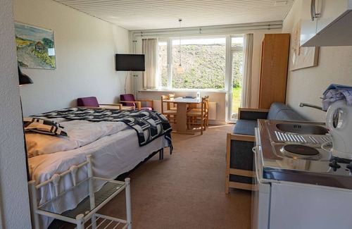 Gjerrild Hotel | Discover Hotel Gjerrild Kro: Family-Friendly with Dining