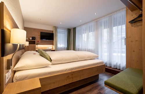 Grindelwald Hotel | Discover Hotel Gletschergarten: Rated 9.6 with Spa & Pool