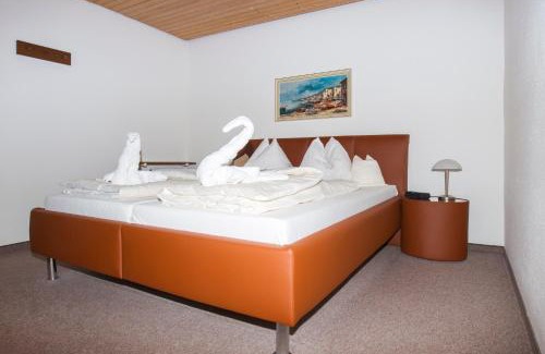 Bad Griesbach-Therme Hotel | Discover Hotel Glockenspiel: Pet-Friendly with Spa & Pool