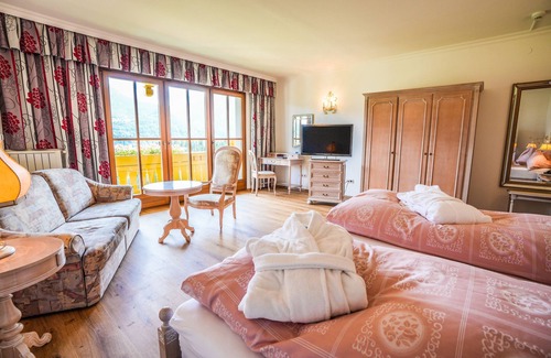 Emberg Hotel | Eco-Friendly Retreat at Hotel Glocknerhof with Spa & Pool