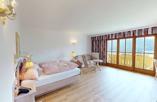 Emberg Hotel | Eco-Friendly Retreat at Hotel Glocknerhof with Spa & Pool