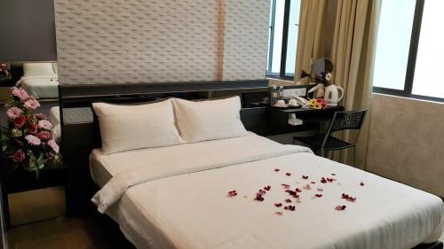 Nilai Hotel | Family-Friendly Hotel Golden View Nilai with Great Reviews