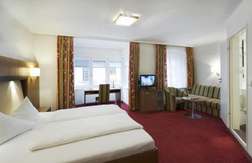 Kufstein Hotel | Relax at Hotel Goldener Löwe: Spa, Hot Tub & Pet Friendly