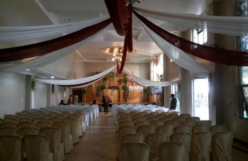Bina Hotel | Budget-Friendly Retreat at Hotel Gomti Nandan Palace