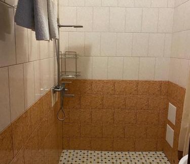 Bucha Hotel | Cozy Hotel Gostynnyi Dvir: Top-Rated with Breakfast & Hot Tub