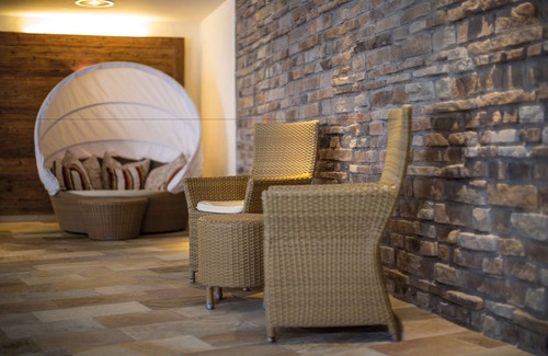 Lech am Arlberg Hotel | Relax at Hotel Gotthard: 4-Star Stay with Pool & Spa