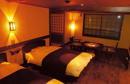 Akankohan Hotel | Elegant Hotel Gozensui: Family-Friendly with Hot Tub Access