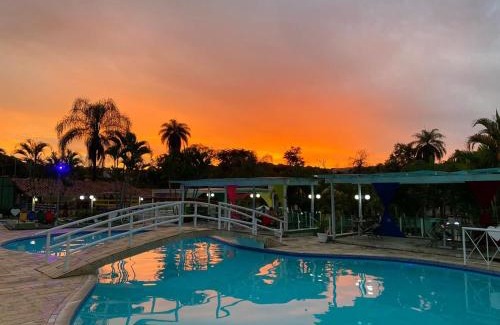 Vespasiano Hotel | Discover Comfort at Hotel Gran Minas: Pool & Dining Awaits