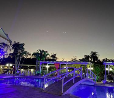 Vespasiano Hotel | Discover Comfort at Hotel Gran Minas: Pool & Dining Awaits