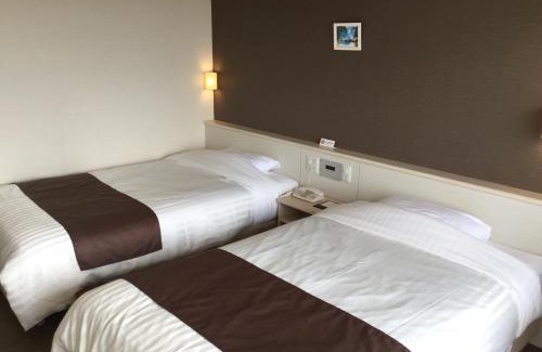 Tomigusuku Hotel | Discover Hotel Gran View Garden Okinawa with Pool & Hot Tub