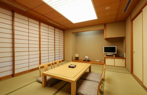 Gifu Hotel | Discover Hotel Grand Vert Gizan: Family-Friendly Retreat