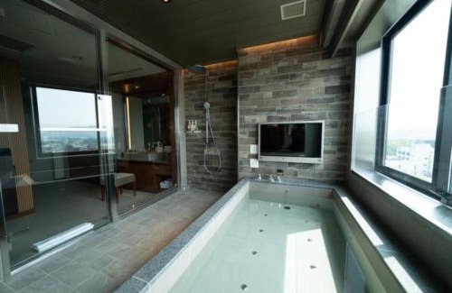 Takasaki Hotel | Unforgettable Stay at Hotel Grand View Takasaki - 10/10 Rated
