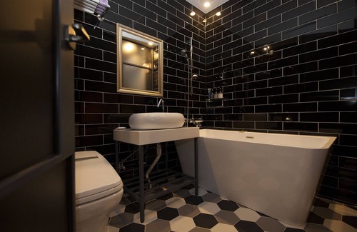 Changwon Hotel | Discover Hotel Gray: Family-Friendly with Great Amenities