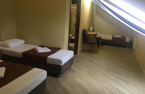 Lobnya Hotel | Discover Hotel Green: Guest Rated 9/10 and Budget-Friendly