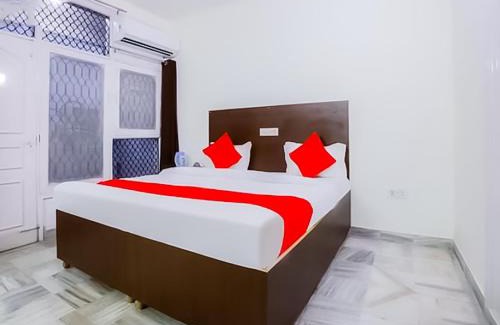 Anand Vihar Hotel | Welcoming Hotel Green Villa - Anand Vihar with Breakfast