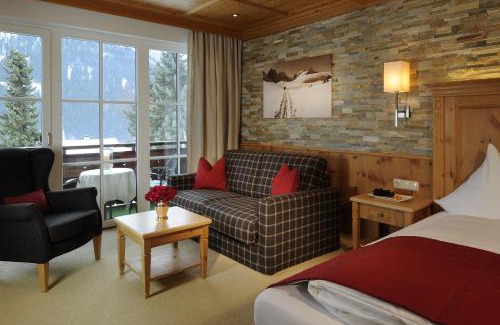 Pettneu am Arlberg Hotel | Experience Oceanfront Bliss at Hotel Gridlon - 4 Stars