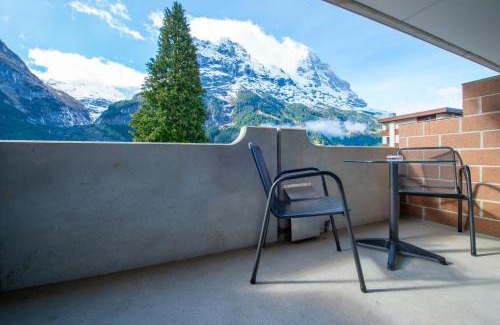 Grindelwald Hotel | Elegant Stay at Hotel Grindelwalderhof with Breakfast & Dining