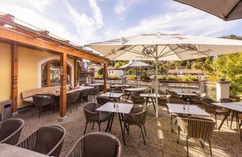 Mitterbach Hotel | Discover Hotel Grünberger Superior with Oceanfront Pool Access