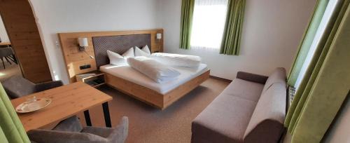 Vergoetschen Hotel | Discover Hotel Gsallbach: Oceanfront Bliss Awaits