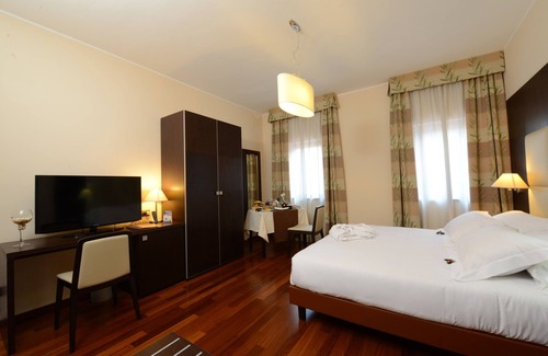 Catanzaro Hotel | Discover Hotel Guglielmo: Rated 8.8 with Spa & Pool