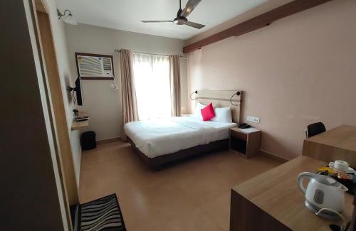 Jorhat Hotel | Budget-Friendly Stay at Hotel Gulmohar Grand with Breakfast