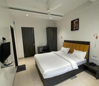 Parbhani Hotel | Budget-Friendly Hotel Gulmohar: Ideal for Families