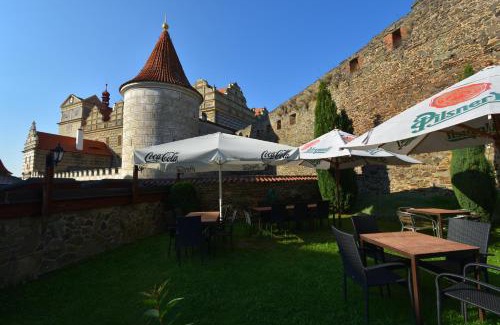 Horsovsky Tyn Hotel | Family-Friendly Hotel Gurman with Top Amenities & Great Reviews