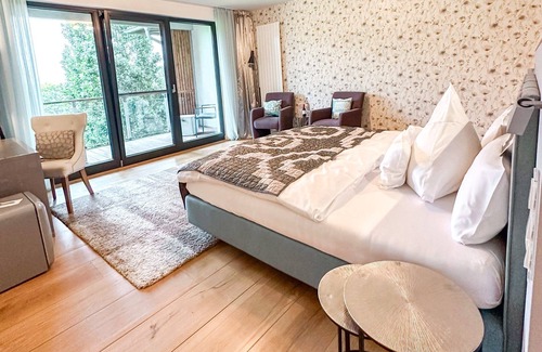 Bardenhagen Hotel | Elegant Hotel GUT Bardenhagen with Pool & Spa Amenities