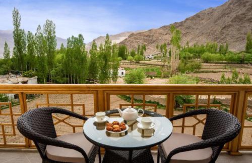 Leh Hotel | Experience Mountain Views at Hotel Gyalpo Residency in Leh
