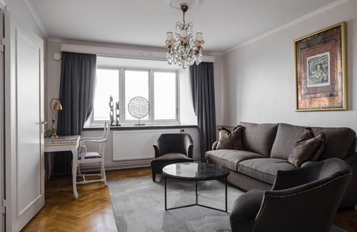 Gyllene Uttern Hotel | Experience Comfort at Hotel Gyllene Uttern - 4-Star Stay