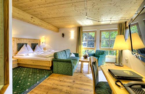 Mariapfarr Hotel | Relaxing Retreat at Hotel Häuserl im Wald with Ocean Views
