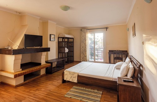 Antsirabe Hotel | Comfortable Stays at Hotel H1 Antsirabe with Family-Friendly Amenities