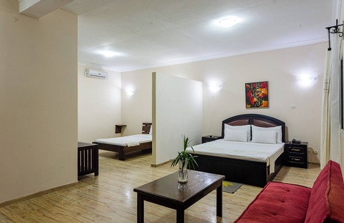 Antsirabe Hotel | Comfortable Stays at Hotel H1 Antsirabe with Family-Friendly Amenities