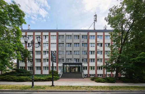 Stare Miasto Hotel | Pet-Friendly Halo Toruń with Top Amenities and 9.3/10 Rating