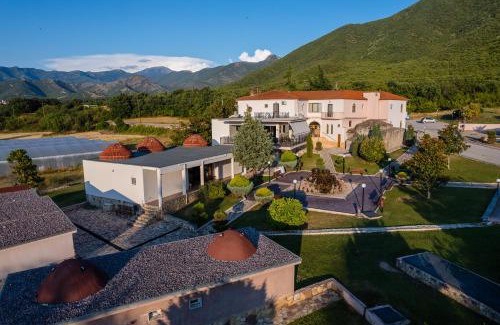 Serres Hotel | Hotel Hamam: Top-Rated Spa Retreat with Hot Tub Access