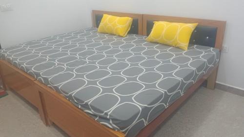 Misrikh Hotel | Comfortable Stay at Hotel Harihar Atithi Bhawan