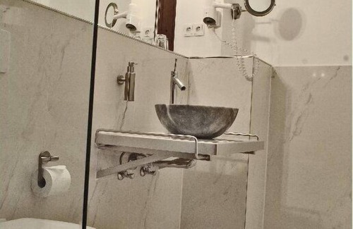 Muritz Hotel | Elegant Hotel Harmonie: 4-Star Stay with Spa & Breakfast