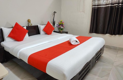 Jamnagar Hotel | Welcoming HOTEL HARMONY: Family-Friendly & Accessible Stay