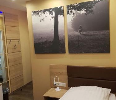 Buderich Hotel | Discover Hotel Haus Büderich: Family-Friendly Retreat