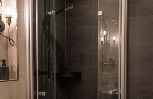 Witten Hotel | Outstanding Hotel Haus Hohenstein: Family-Friendly Stay!