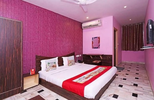 Sindhi Camp Hotel | Budget-Friendly Hotel Hayat Residency with Family Amenities