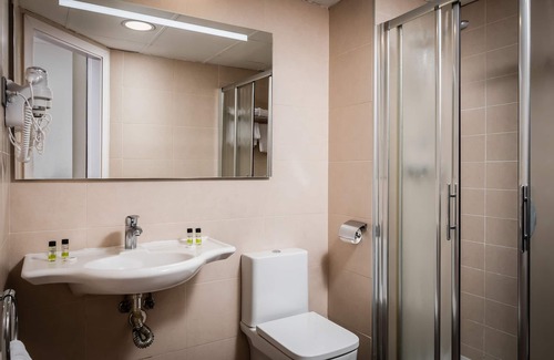 Mollet del Valles Hotel | Discover Comfort at Hotel HC Mollet Barcelona
