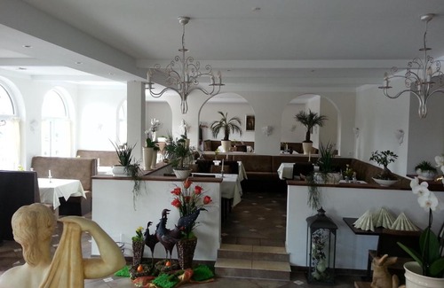 Neu Wulmstorf Hotel | Welcoming Hotel Helena: Family-Friendly & Accessible Stays