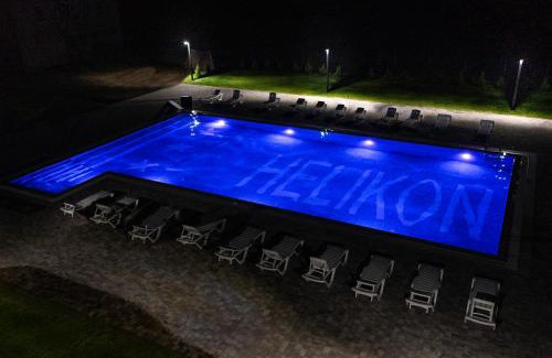 Yanoshi Hotel | Discover Hotel Helikon: Beachfront Bliss with Top Amenities