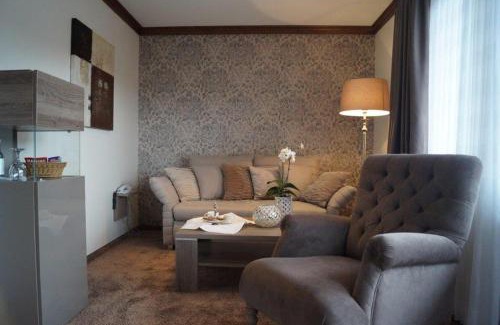 Cobbenrode Hotel | Experience Comfort at Hotel Hennemann with Oceanfront Views