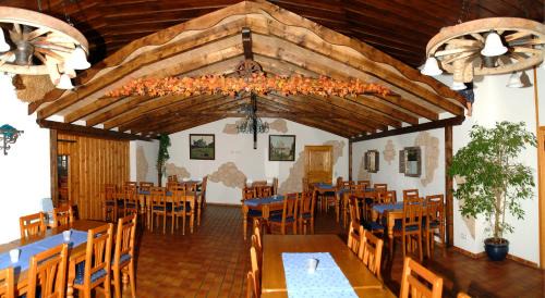 Waggershausen Hotel | Family-Friendly Hotel Heuschober with Great Dining Options