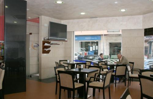 Pontevedra Hotel | Comfortable Hotel HHB Pontevedra: Family-Friendly Retreat