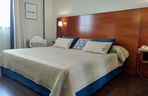 Esquivias Hotel | Comfortable Hotel Hidalgo: 4-Star Stay with Family Amenities
