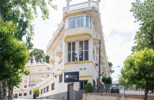 Martos Hotel | Budget-Friendly Hotel Hidalgo with Family Amenities