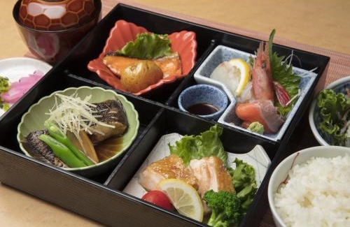 Memanbetsu Hotel | Comfortable Hotel Higashimokoto with Hot Tub & Breakfast